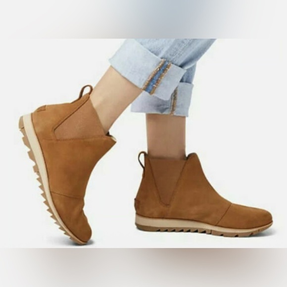 Sorel Shoes - Sorel Harlow Chelsea Suede & Leather Tan/ Camel  Ankle Boots Size 7.5 bootie
